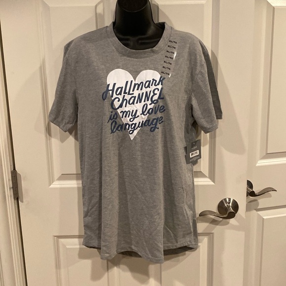 XL Hallmark Gray tshirt - new with tags - Picture 1 of 3